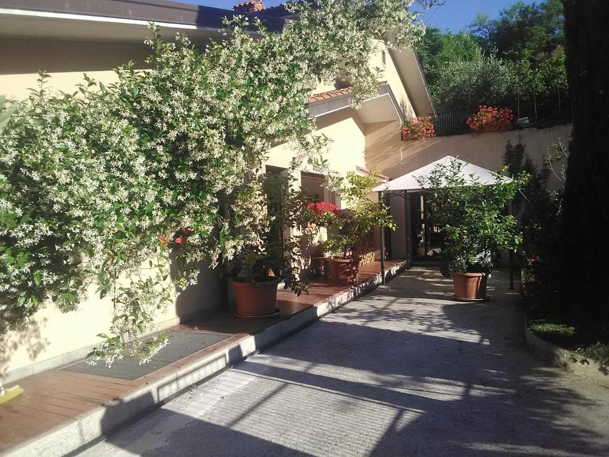 Villa Ambrosia Múggia Екстериор снимка